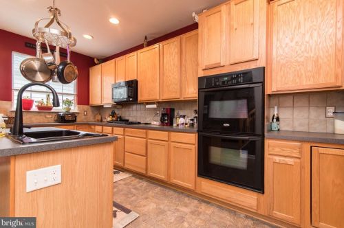 479 Prospect Hl Blvd, Charles Town WV 25414-5498 exterior