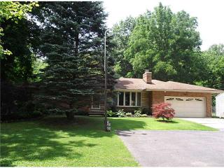 6059 Whiteford Center Rd, Toledo, OH 43613-1052