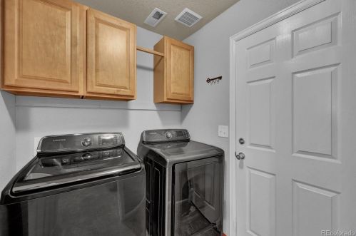 774 Willow Dr, Denver CO  80603-7761 exterior