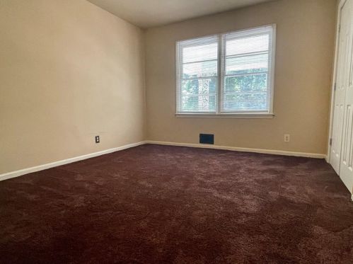 6666 Hwy 42, Rex GA 30273-2210 exterior