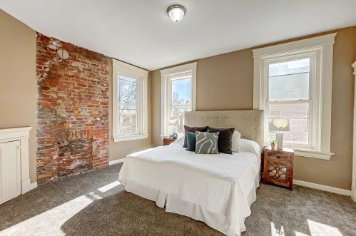 1038 Academy Ave, Cincinnati OH  45205-1643 exterior