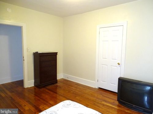 1111 Poplar St, York PA  17403-1826 exterior
