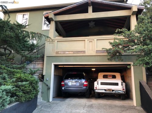 1479 Olympus Ave, Berkeley, CA 94708-2207