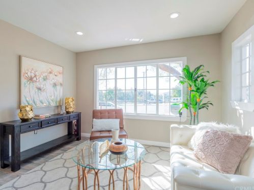 4624 Olivewood Ave, Riverside CA  92501-4118 exterior