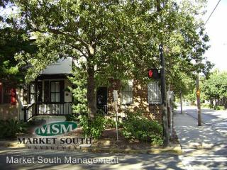 424 Liberty St, Savannah GA  31401-3918 exterior