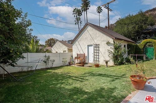 431 Scholl Dr, Glendale CA 91206-3045 exterior