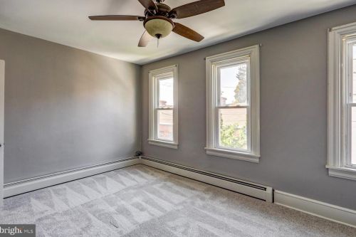 417 Mary St, Lancaster PA  17603-3330 exterior