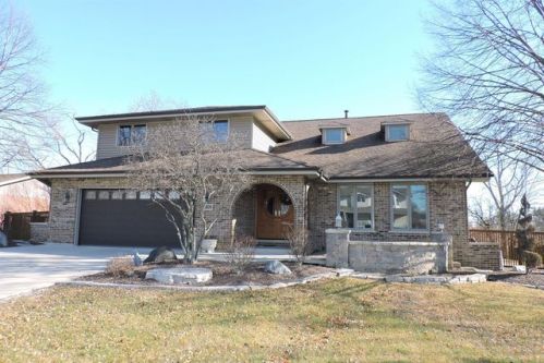 18809 Parkway Ln, Mokena, IL 60448-9103