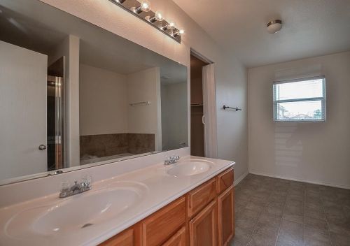 501 Shady Magnolia Ct, Conroe TX  77301-3349 exterior