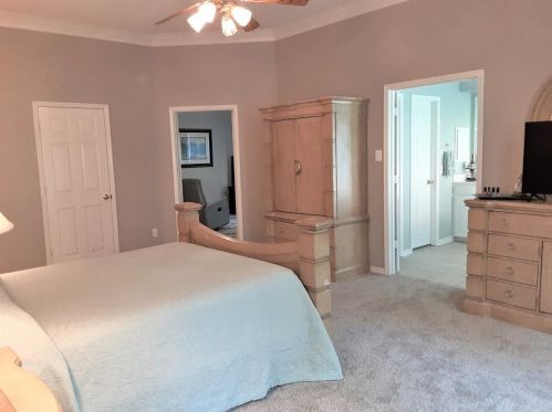8512 Steeple Ridge Dr, Fort Worth TX  76182-8323 exterior