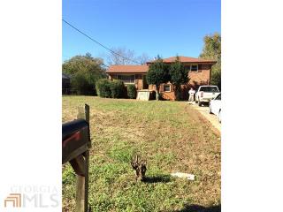 3818 Brookcrest Cir, Decatur GA  30032-3812 exterior