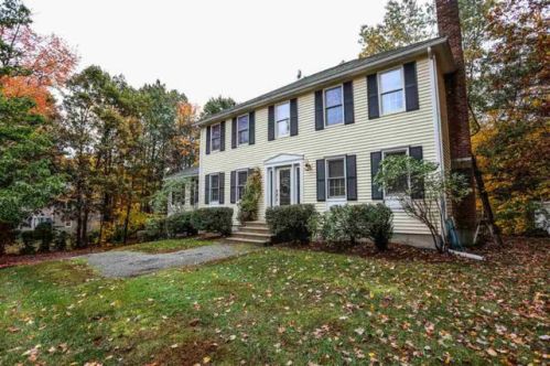 10 Pillsbury Pasture Rd, Kingston, NH 03848-3569