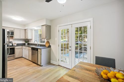 5 London Brg Ct, Silver Spring MD 20906-5713 exterior