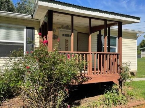 56 Ash St, Commerce, GA 30529-2500
