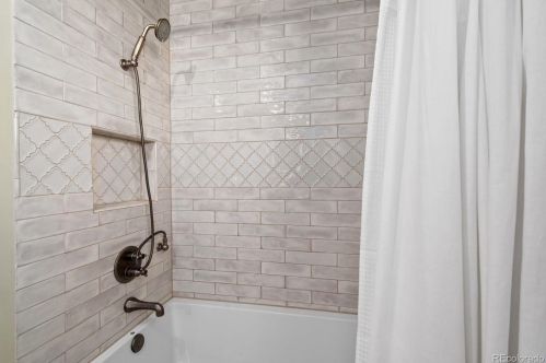 3279 Pearl St, Englewood CO 80113-2713 exterior