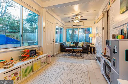 10709 Lorain Ave, Silver Spring MD 20901-3249 exterior