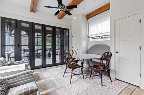 395 Beverly Rd, Atlanta GA  30309-2728 exterior