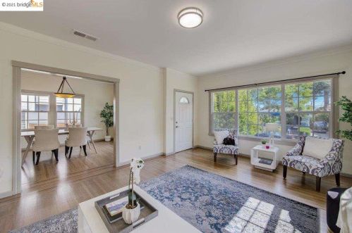 1435 Parker St, Berkeley, CA 94702-2318