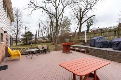 3411 February Dr, Cincinnati OH 45239-5439 exterior