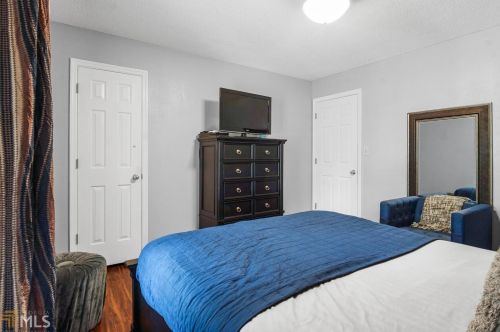 6772 Ashbury Ct, Rex GA exterior