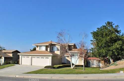 22810 Raven Way, Colton, CA 92313-6141