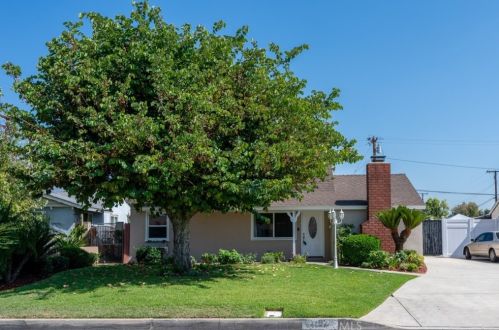 1182 Fairvalley Ave, Covina, CA 91722-2857