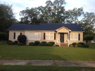 419 Grady St, Blackshear, GA 31516-1423