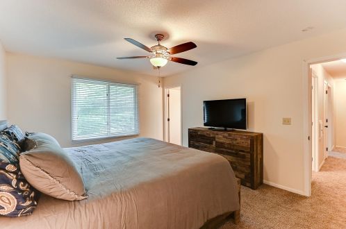 1810 Evergreen Ct, Saint Paul MN  55125-2301 exterior