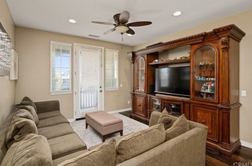 16093 Sierra Heights Dr, Riverside CA  92503-8449 exterior