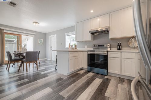 4307 Grammercy Ln, Concord CA  94521-4206 exterior