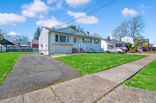 66 Loring Ave, Edison, NJ 08817-4306