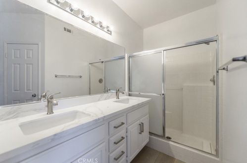 1407 Elmhurst, Irvine CA  92618-4023 exterior