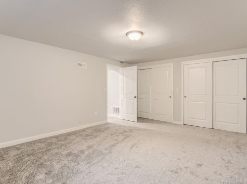 697 Evanston St, Aurora CO 80014-1543 exterior