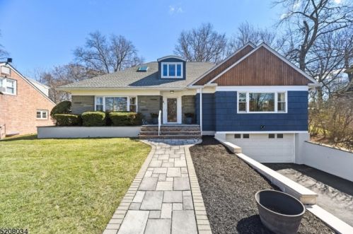 8 Suffolk Ave, Maplewood NJ  07040-1712 exterior