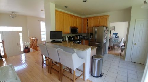 95 Arrowgate Dr, Dover NJ  07869-5211 exterior