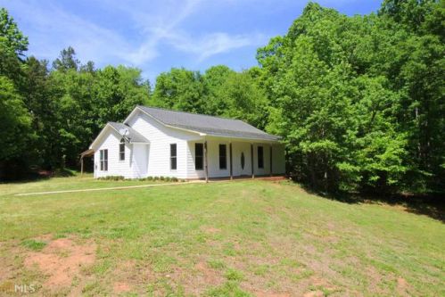 242 Lakeview Dr, Colbert, GA 30628-2527