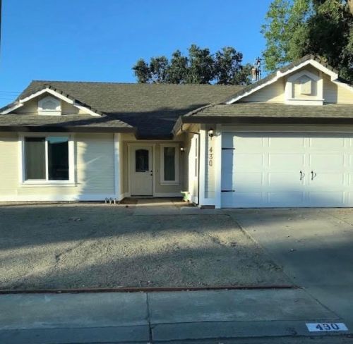 430 Silver Crest Cir, Rio Linda, CA 95673-2256