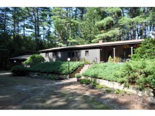 20 Lawrence Ln, Hollis, NH 03049-6409