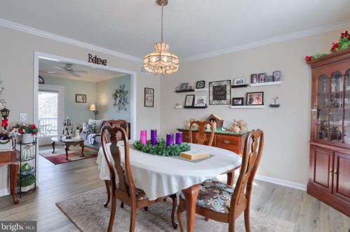 15 Rosewood Dr, Lancaster PA  17603-9329 exterior