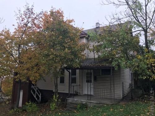 2000 11th Ave, Altoona, PA 16601-2408