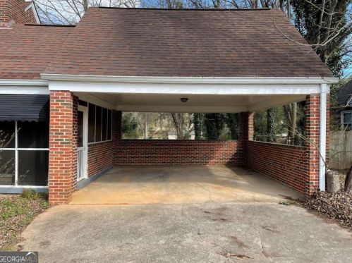 2079 Ben Hill Rd, Atlanta, GA 30344-4125