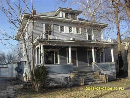 306 9th Ave, Winfield, KS 67156-2727
