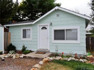 9910 21st Ave, Denver, CO 80215-1535