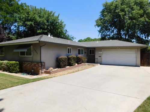 1047 Cindy Ct, Merced, CA 95340-3110