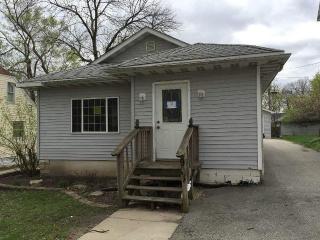 904 Parks Ave, Joliet, IL 60436-2033