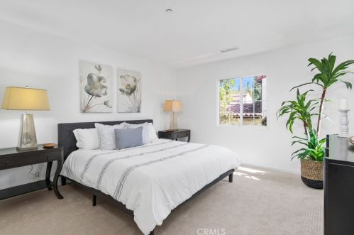 42 Arborside, Irvine CA  92603-0111 exterior