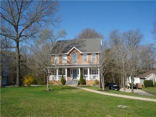 818 Burton Trl, Adams, TN 37010-8936