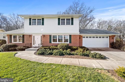 13618 Colefair Dr, Silver Spring, MD 20904-5404