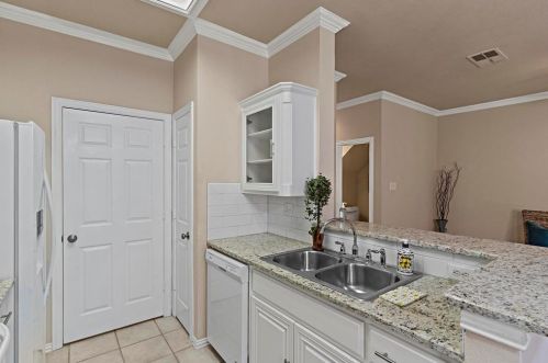 2320 Southlake Ct, Irving TX 75038-5653 exterior