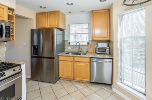 14 Green Heron Dr, Hackettstown NJ  07840-3328 exterior